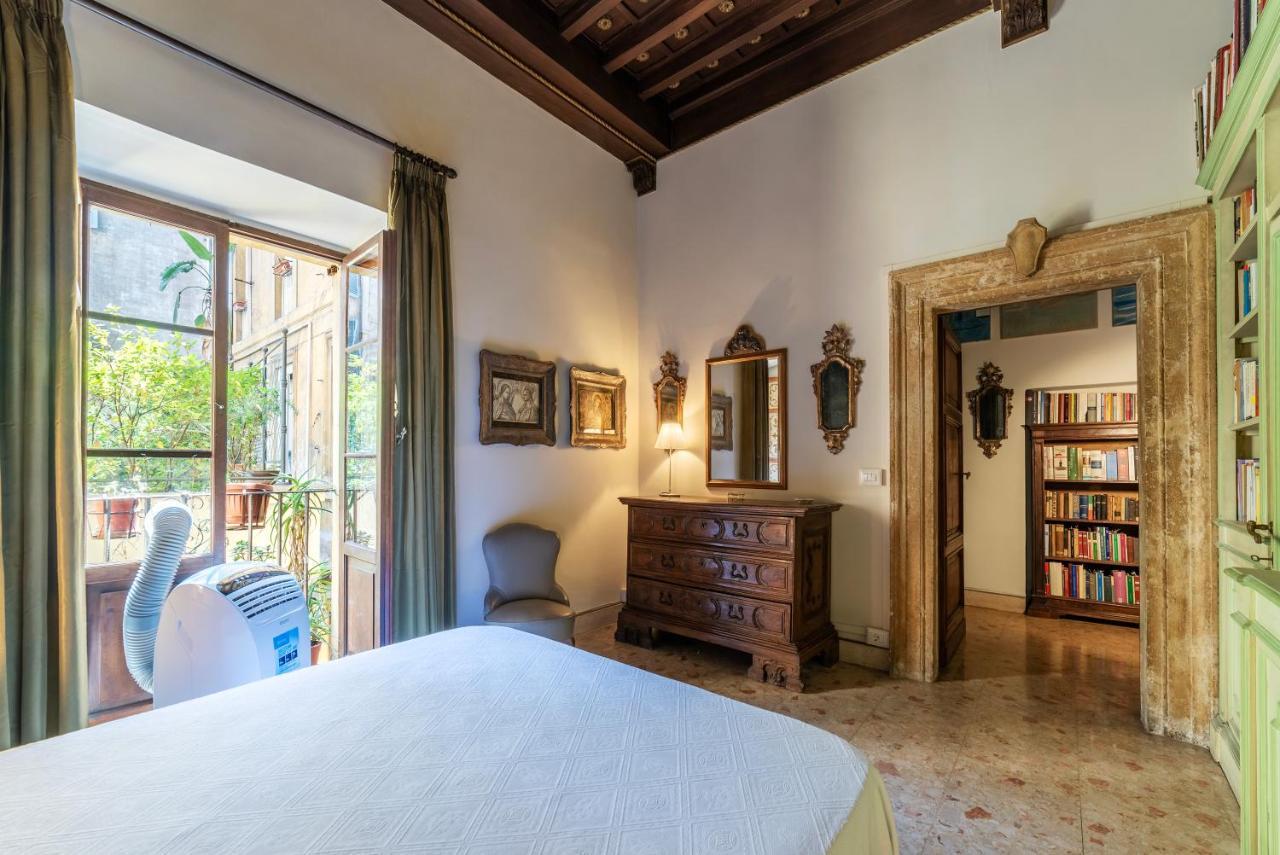 Pantheon Apartment - L'Angolo Nascosto Dei Quadri Roma Esterno foto