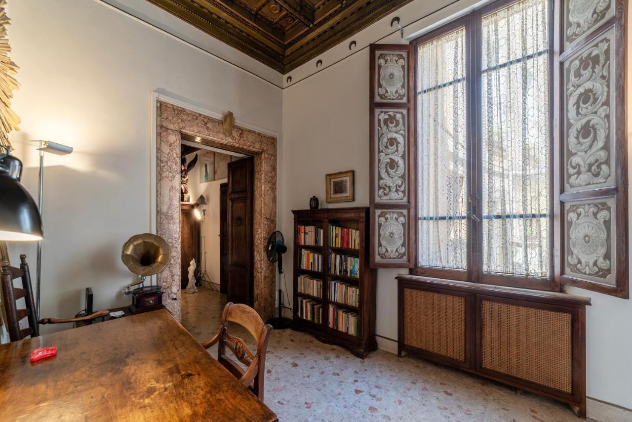 Pantheon Apartment - L'Angolo Nascosto Dei Quadri Roma Esterno foto
