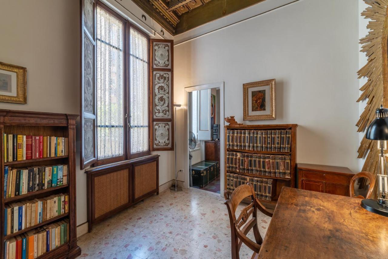 Pantheon Apartment - L'Angolo Nascosto Dei Quadri Roma Esterno foto